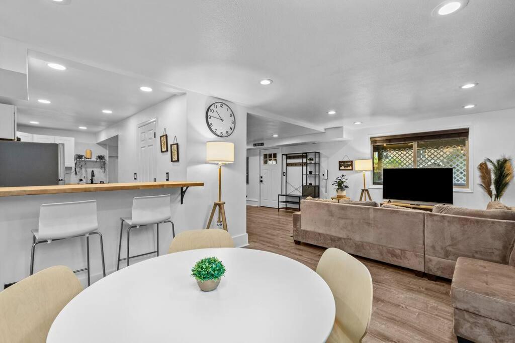 Ferienwohnung Pacific Nw Gem W/Hot-Tub 15 Minutes Airport. Auburn Exterior foto